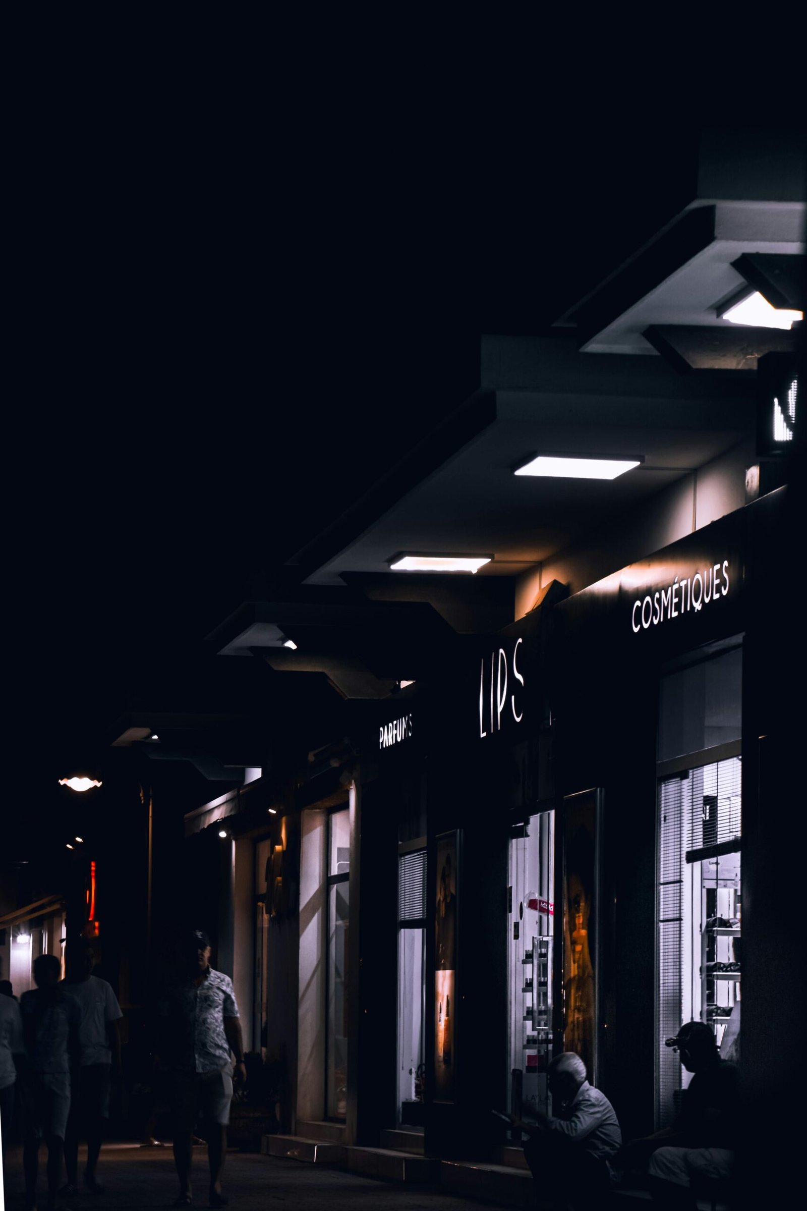 pexels-capmo-14765159